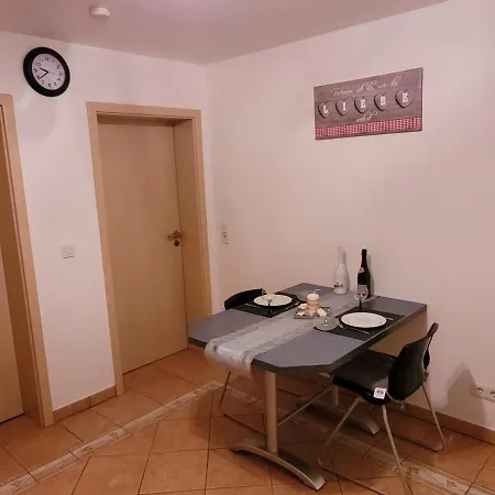 Schoene Gemuetliche Ferienwohnung Im Hunsrueck Heidenburg Exterior photo